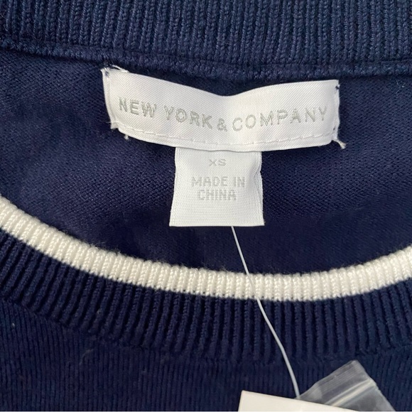 •New York & Company•Navy Striped Sweater•XS• - Picture 4 of 13